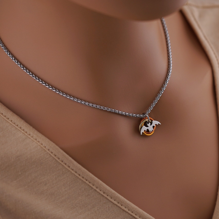 Bat O Ring Wheat Chain