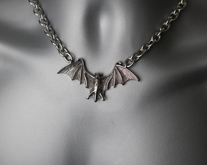 Sub Collar - Bat Eternity Necklace