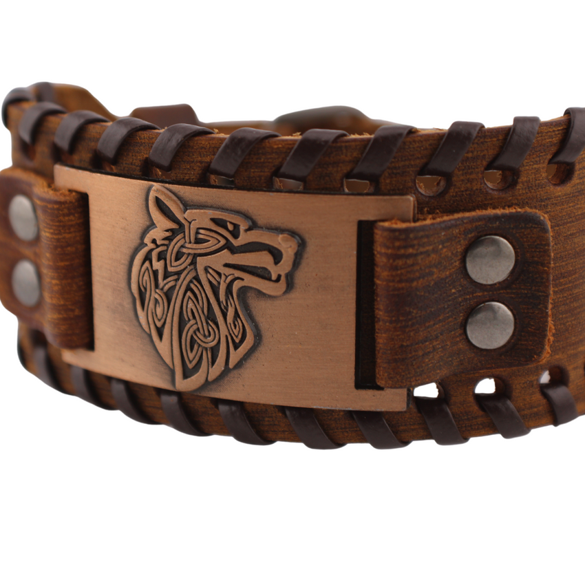 Leather Men's Wolf Bracelet, Master