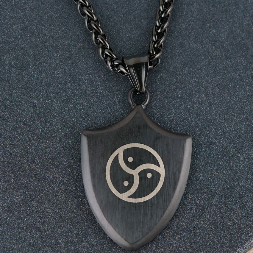 Bold Dominant Necklace