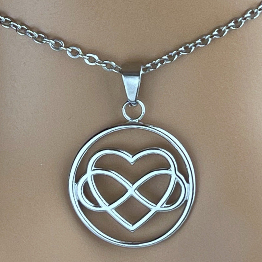 Polyamorous Infinity Heart O Ring Necklace Discreet Day Collar, Locking Options 24/7 Wear