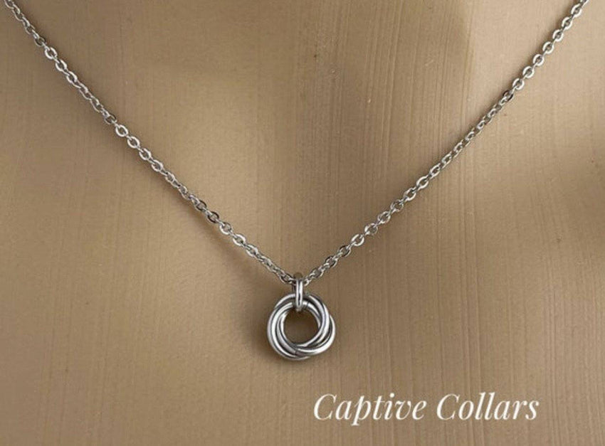Submissive Day Collar, BDSM O Ring Lovers Knot Necklace 24/7 Wear