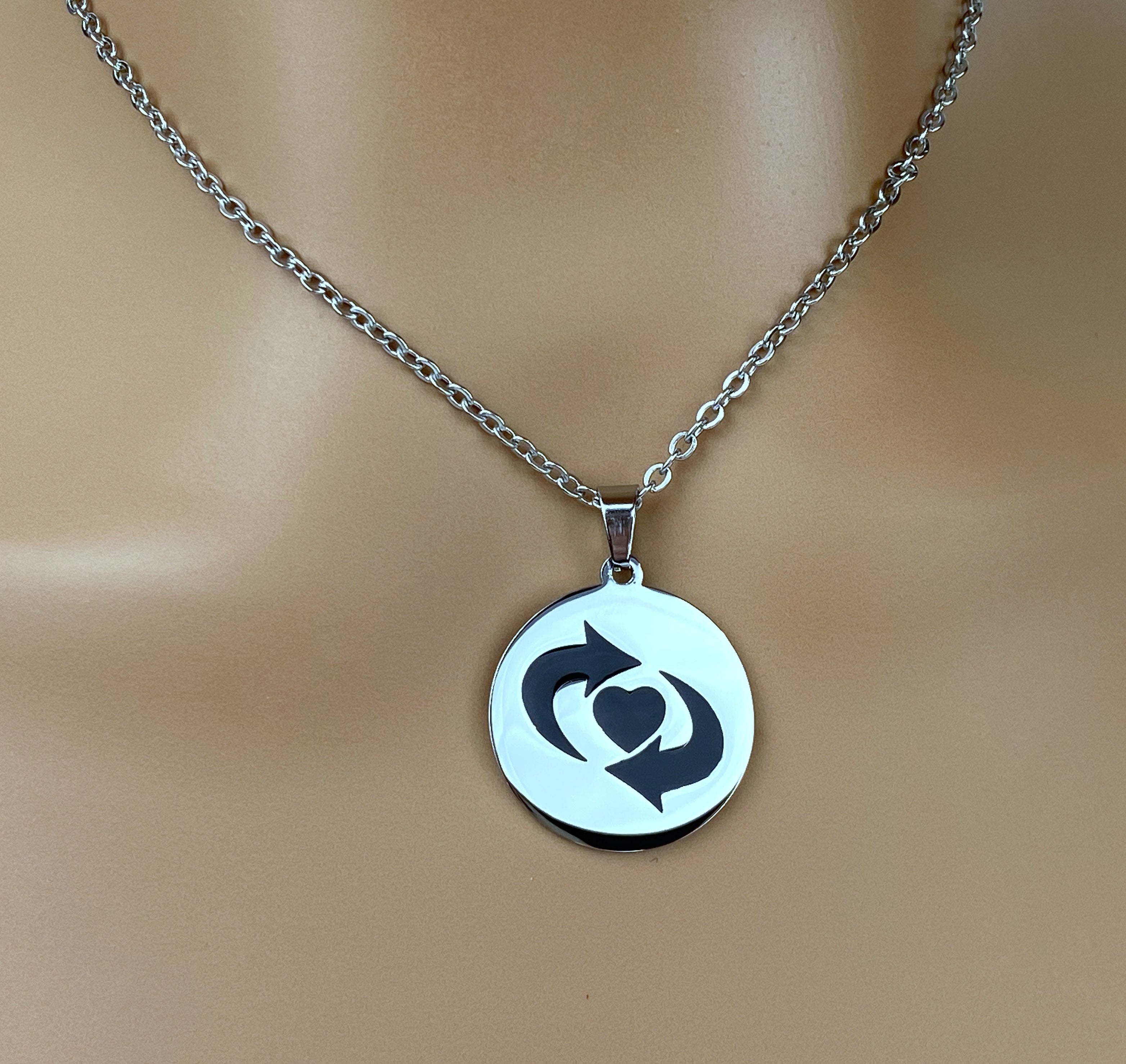 BDSM Switch Necklace, Symbol