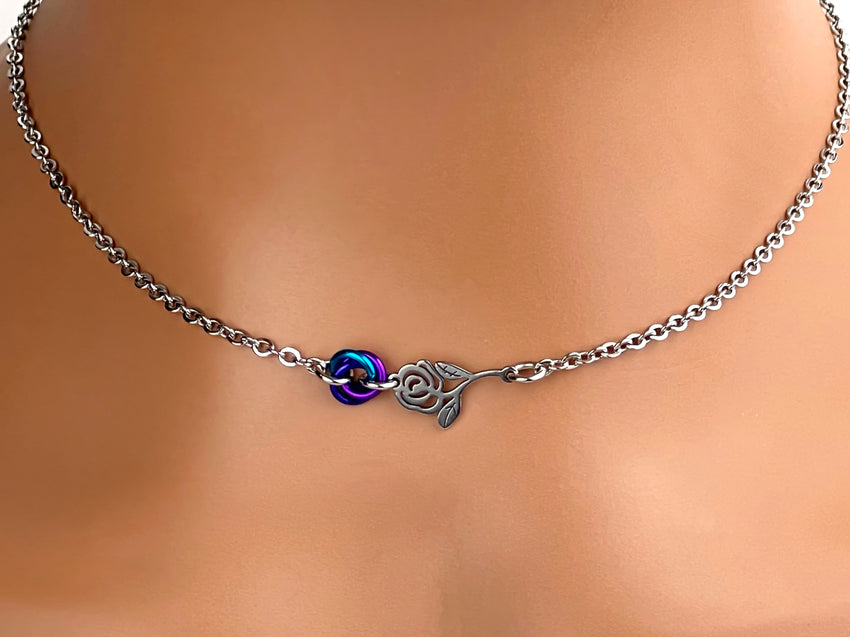 Rose Lovers O Ring Knot