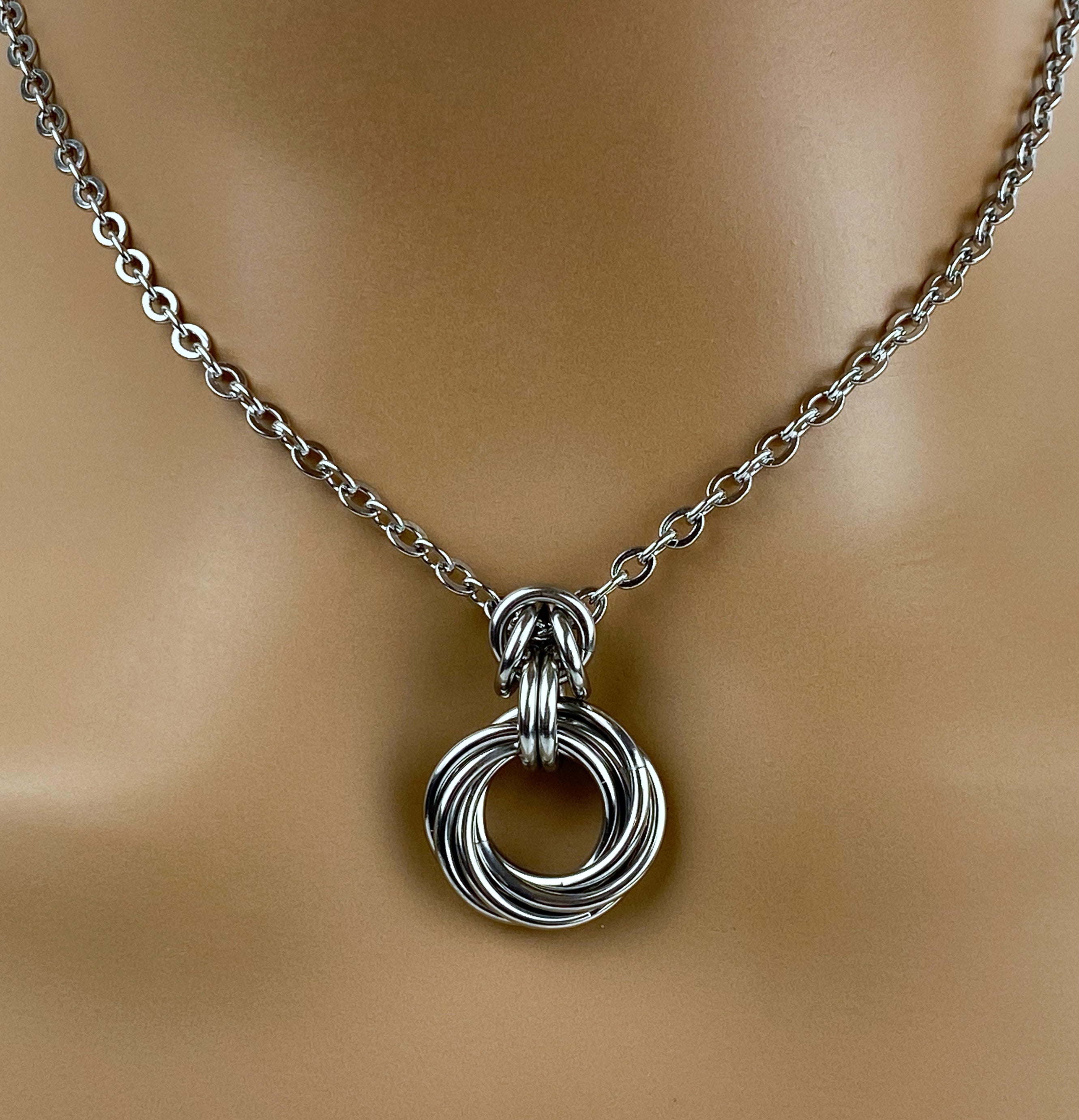 O Ring Collar, Locking Fidget Necklace, Minimalist Jewelry – Captive Collars