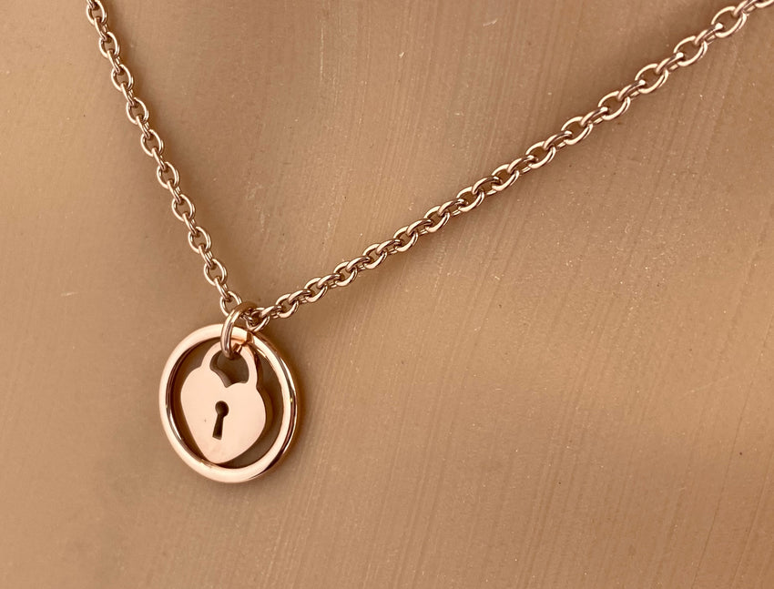 Rose Gold Heart Lock O