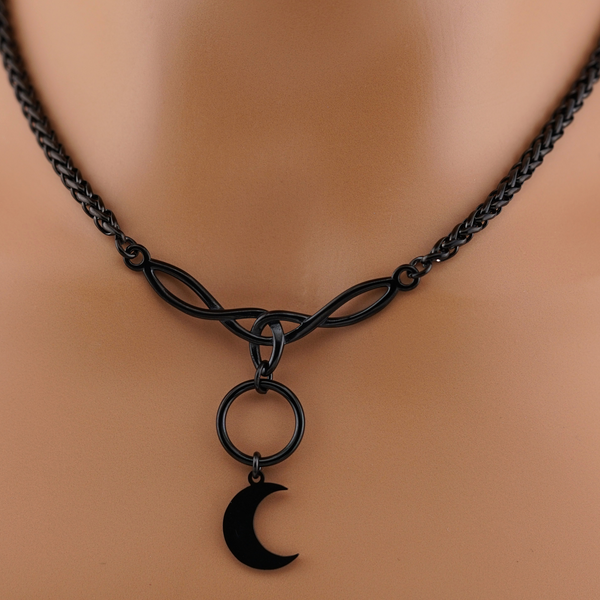 Black Celtic Knot O w/ Moon Wheat Chain