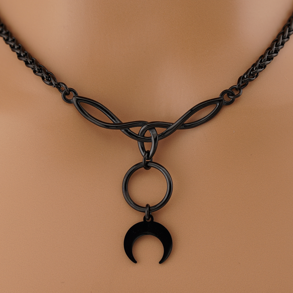 Black Celtic Knot O w/ Moon Horn Wheat Chain