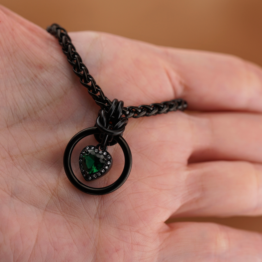 Heart w/ Emerald and Clear Stones 4mm Wheat