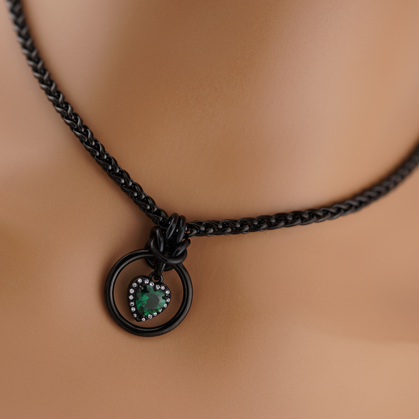 Heart w/ Emerald and Clear Stones 4mm Wheat