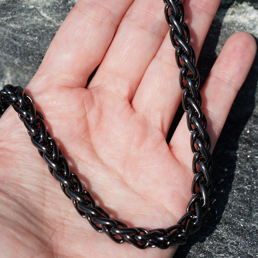 Locking Black Wheat Chain Choker