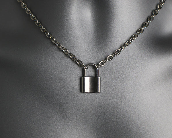 Submissive Collar - Lock Necklace