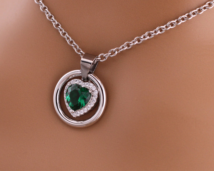 O Ring Collar - Emerald CZ Heart Necklace