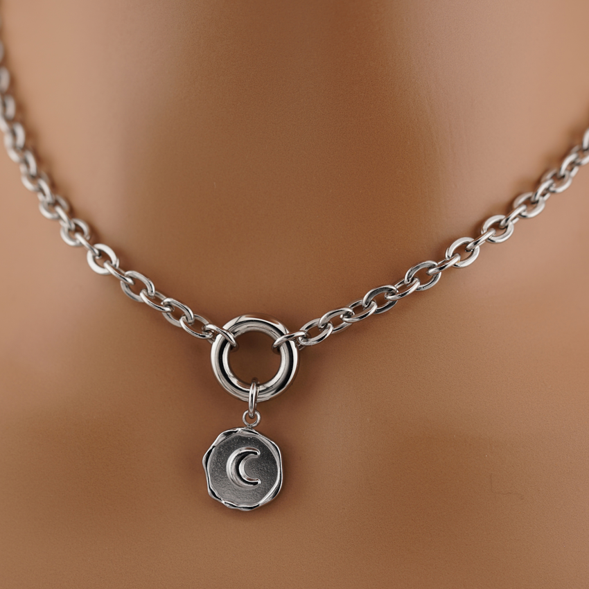 Gothic Witchy – Moon & O-Ring