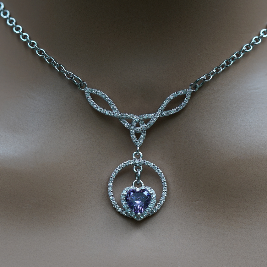 Diamond Knot with Amethyst