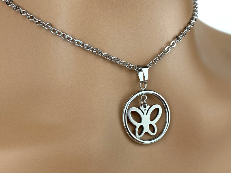 Butterfly O Necklace
